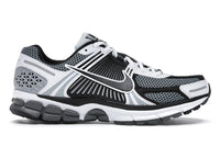 Nike Zoom Vomero 5 SE SP Dunkelgrau Schwarz Weiß