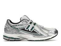 New Balance 1906R Silber Metallic Nachtgrün