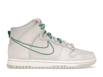 Nike Dunk High First Use Sail - authentic Nike sneakers