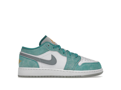 Jordan 1 Low New Emerald (GS) - authentic Jordan sneakers