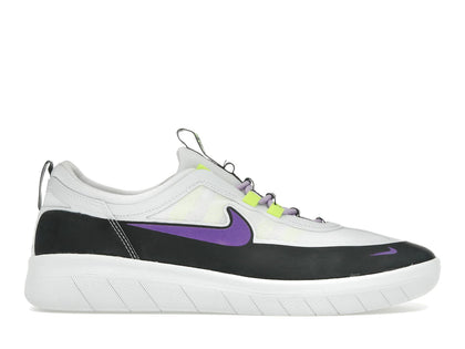 Nike SB Nyjah Free 2 Black Wild Berry - authentic Nike sneakers