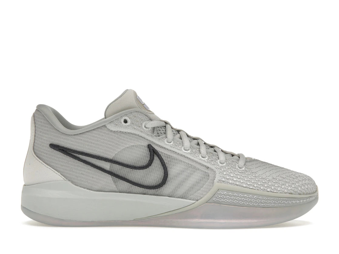 Nike Sabrina 1 Ionic Photon Dust (Damen)