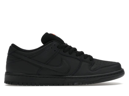 Nike SB Dunk Low Pro Triple Black - authentic Nike sneakers