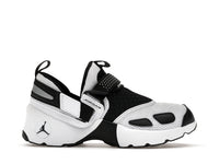 Jordan Trunner LX White Black (Women's)