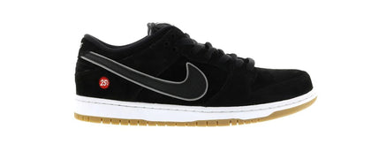 Nike SB Dunk Low Quartersnacks - authentic Nike sneakers