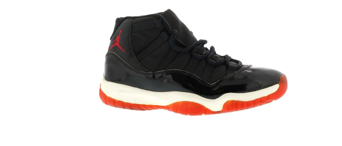 Jordan 11 OG Playoffs (1995) - vue secondaire A