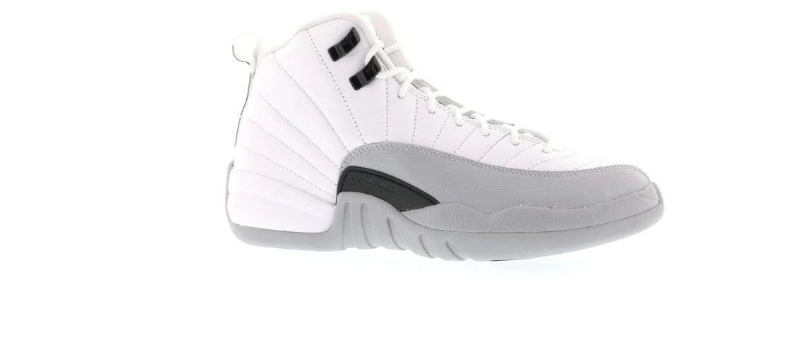 Jordan 12 Retro Wolf Grey (GS) - vue secondaire A