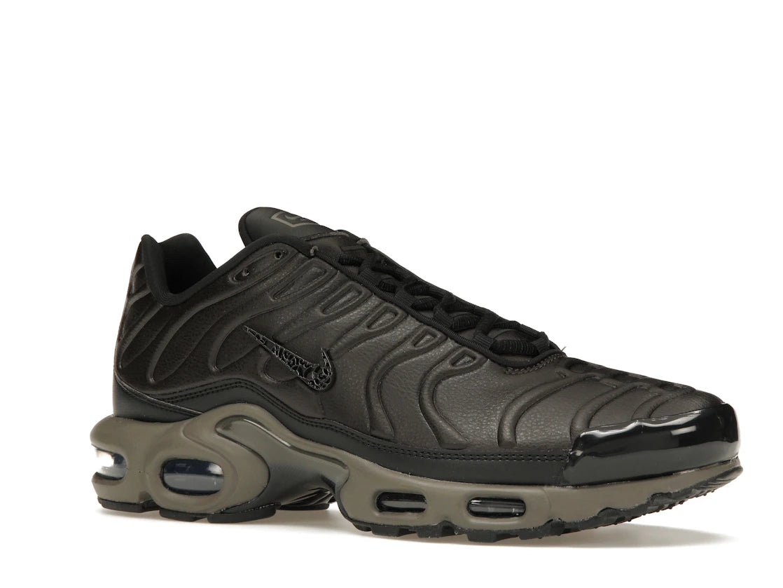 Nike Air Max Plus Premium Paris - vue secondaire A