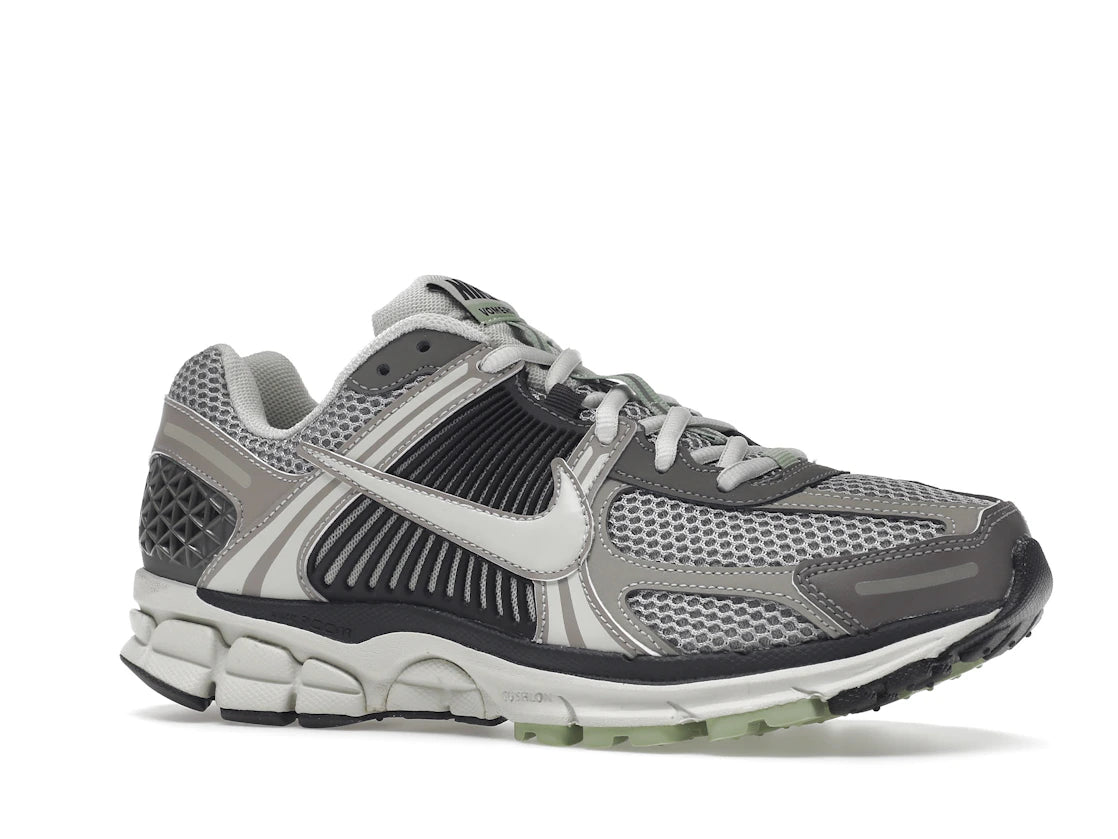 Nike Zoom Vomero 5 Cobblestone Flat Pewter (Damen) - vue secondaire A