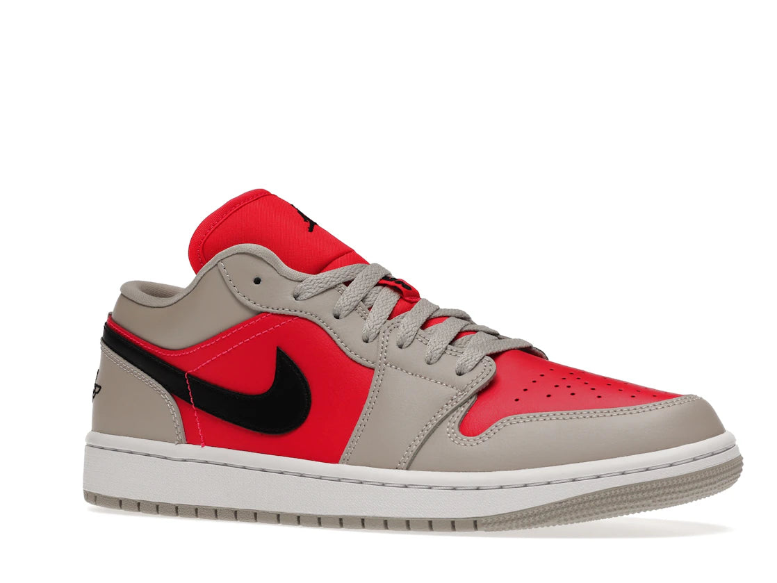 Jordan 1 Retro Low Light Iron Ore Siren Red (Women's) - vue secondaire A