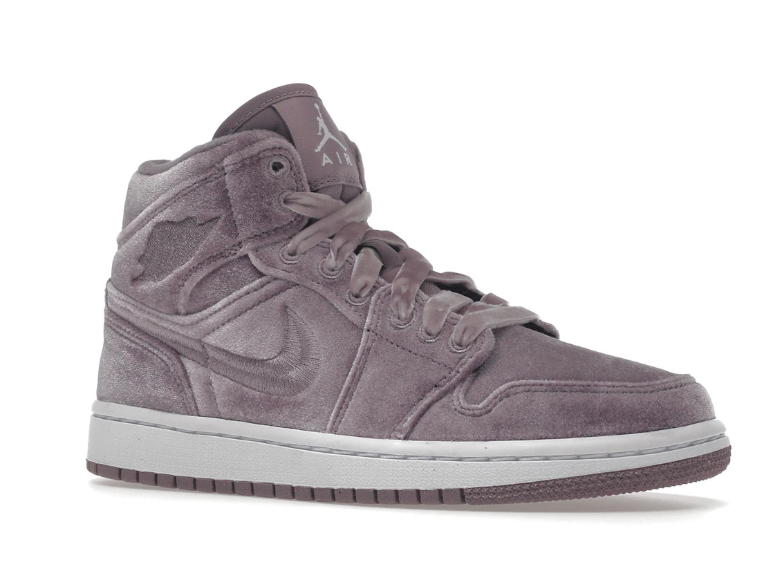 Air Jordan 1 Mid SE Purple Velvet (Women's) - vue secondaire A