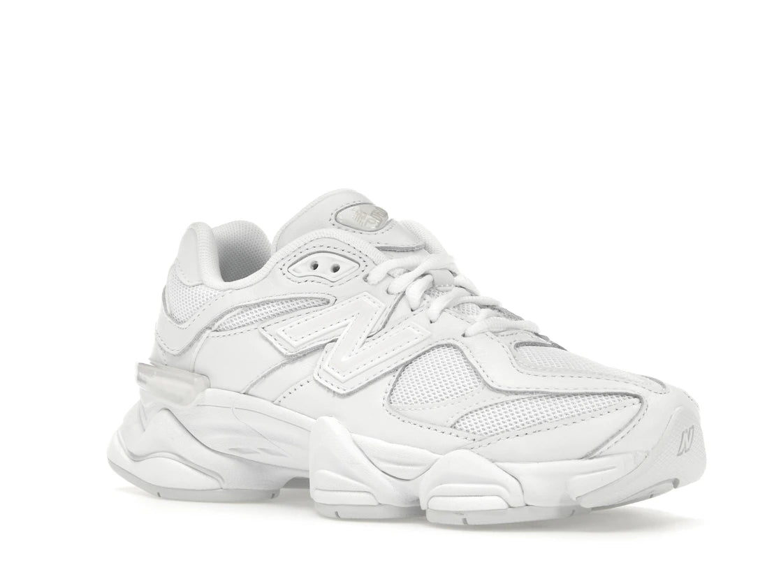 New Balance 9060 Triple White - vue secondaire A