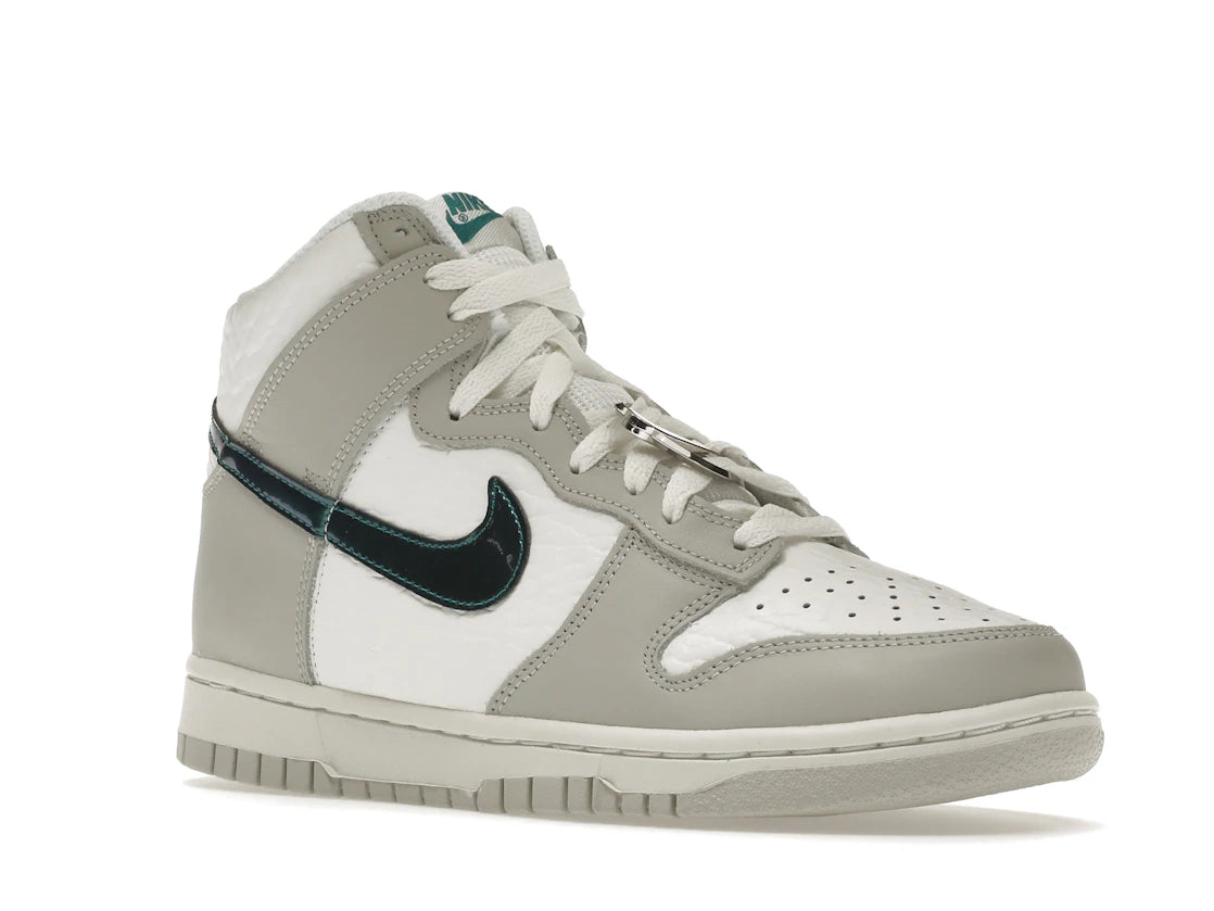 Nike Dunk High FLS (Damen) - vue secondaire A