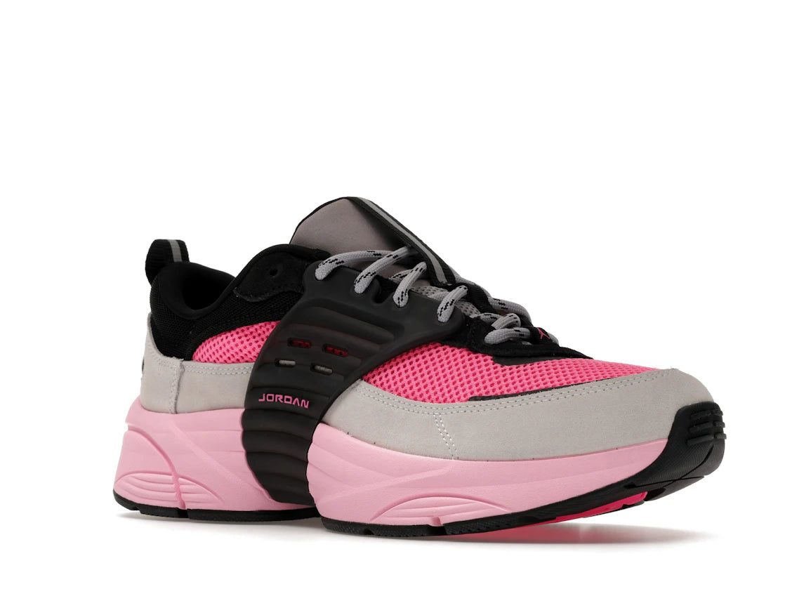 Jordan Trunner O/S Wolf Grey Pink Blast