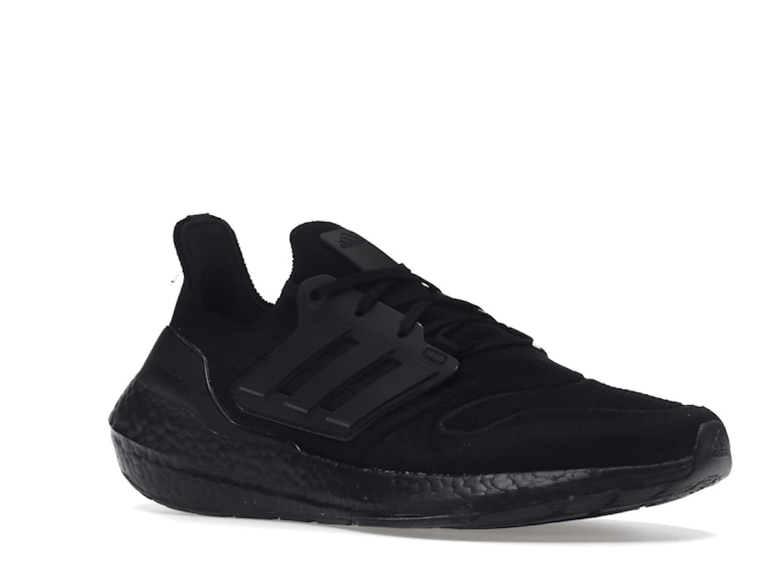 adidas Ultra Boost 22 Triple Black