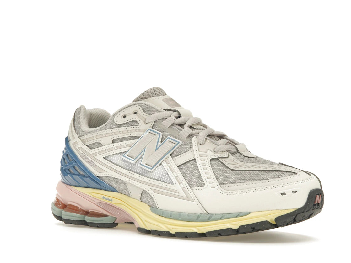 New Balance 1906U Mondneujahr