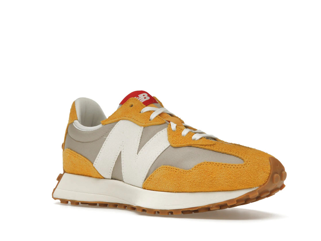 New Balance 327 Varsity Gold Beige