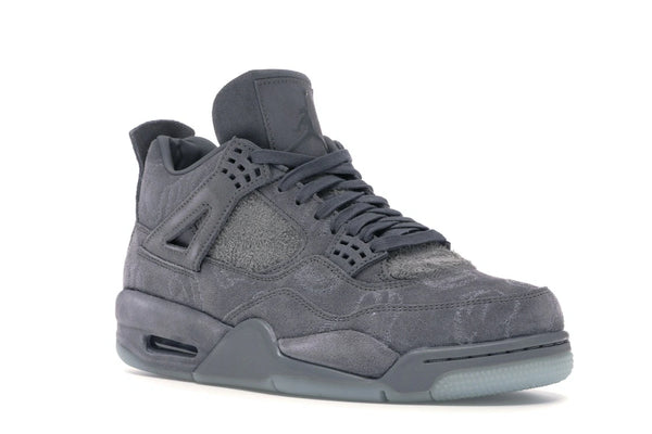 Jordan 4 Retro Kaws
