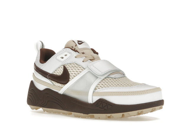 Nike Zoom Field Jaxx Travis Scott Hellbraun