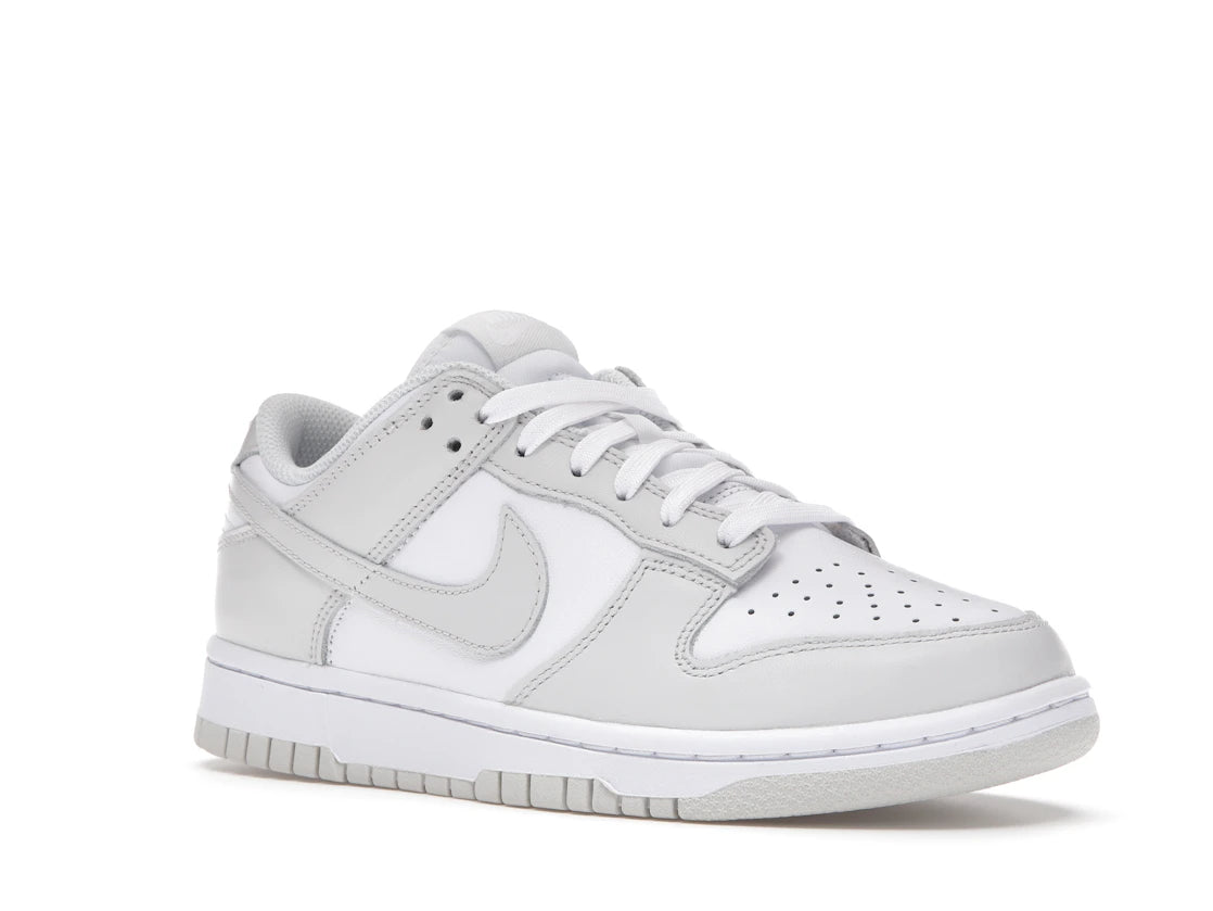 Nike Dunk Low Photon Dust (Women's) - vue secondaire A