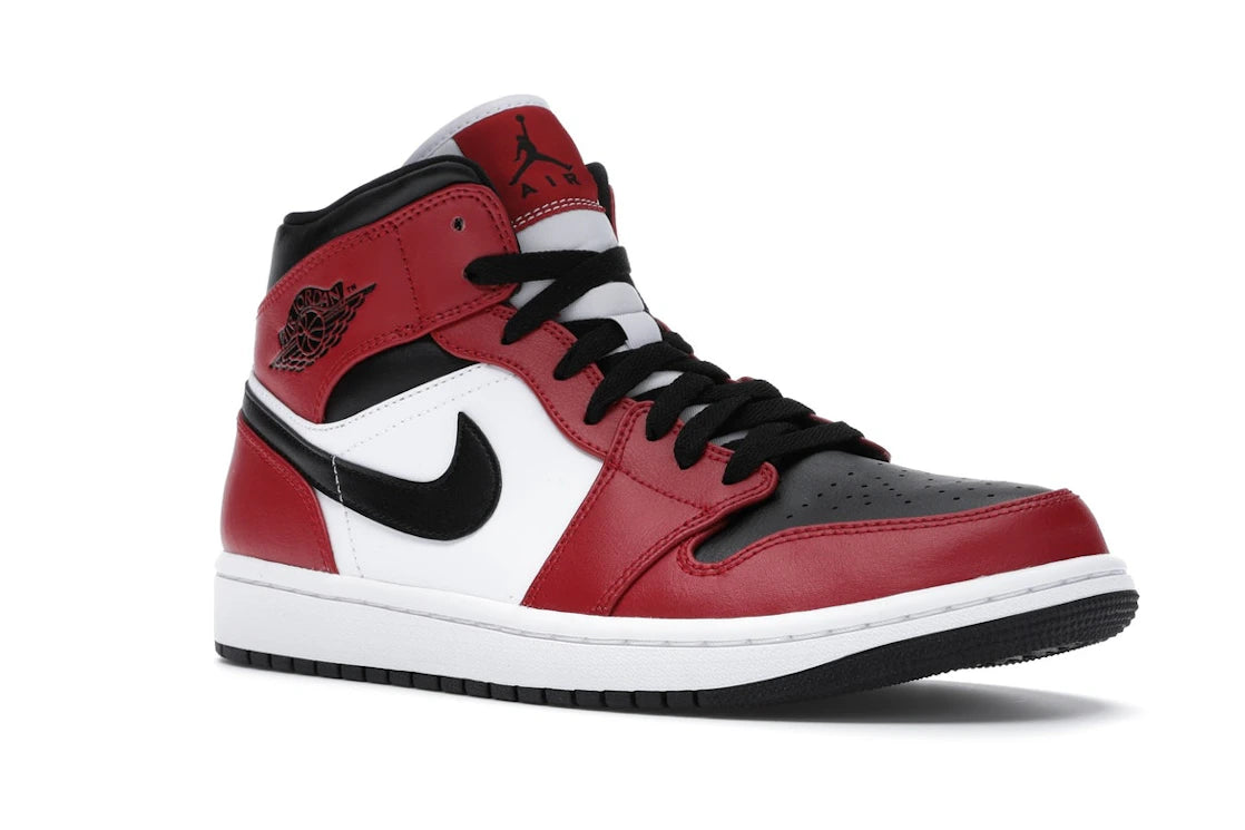 Jordan 1 Mid Chicago Toe