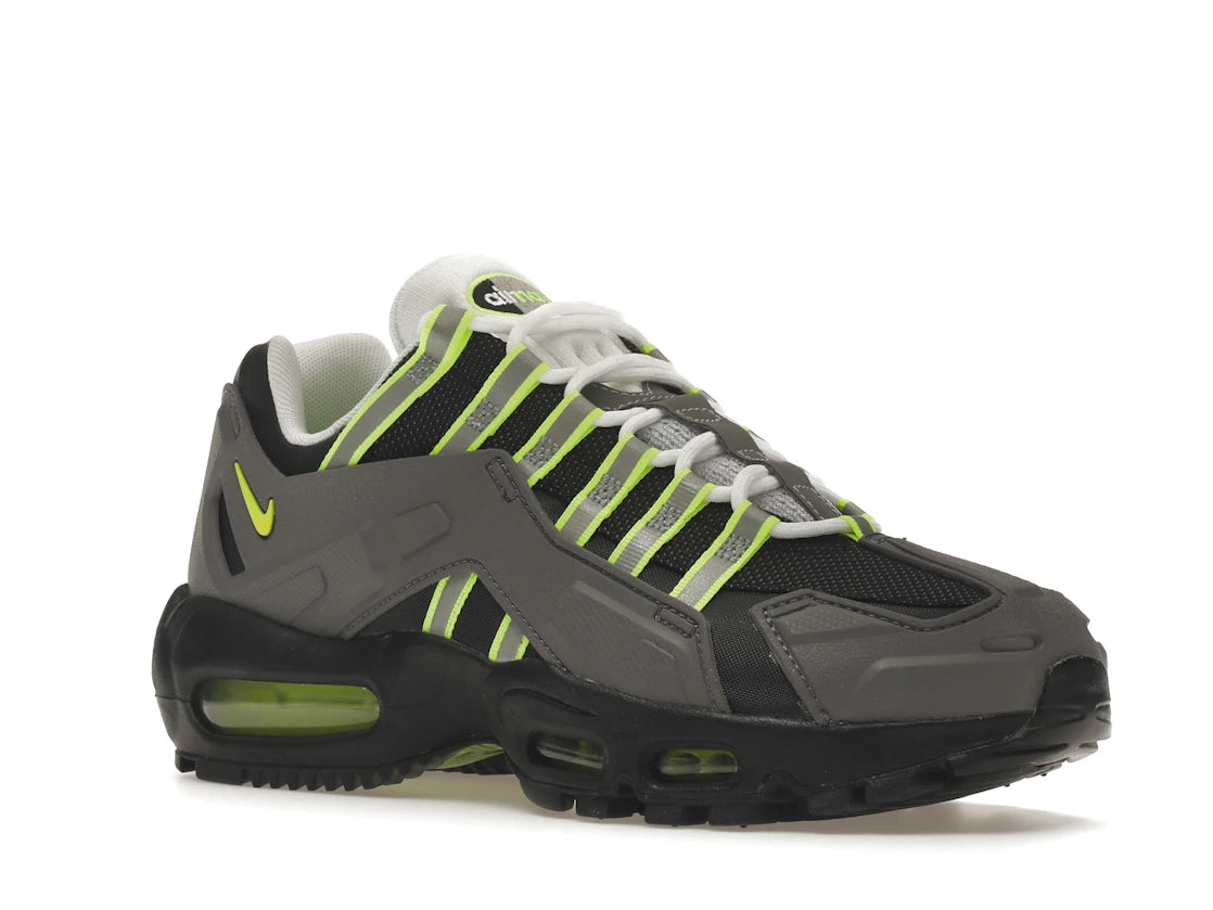 Nike NDSTRKT Air Max 95 Neon
