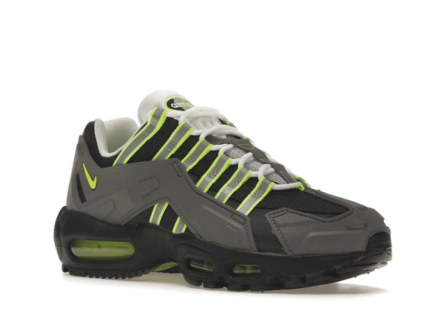 Nike NDSTRKT Air Max 95 Neon