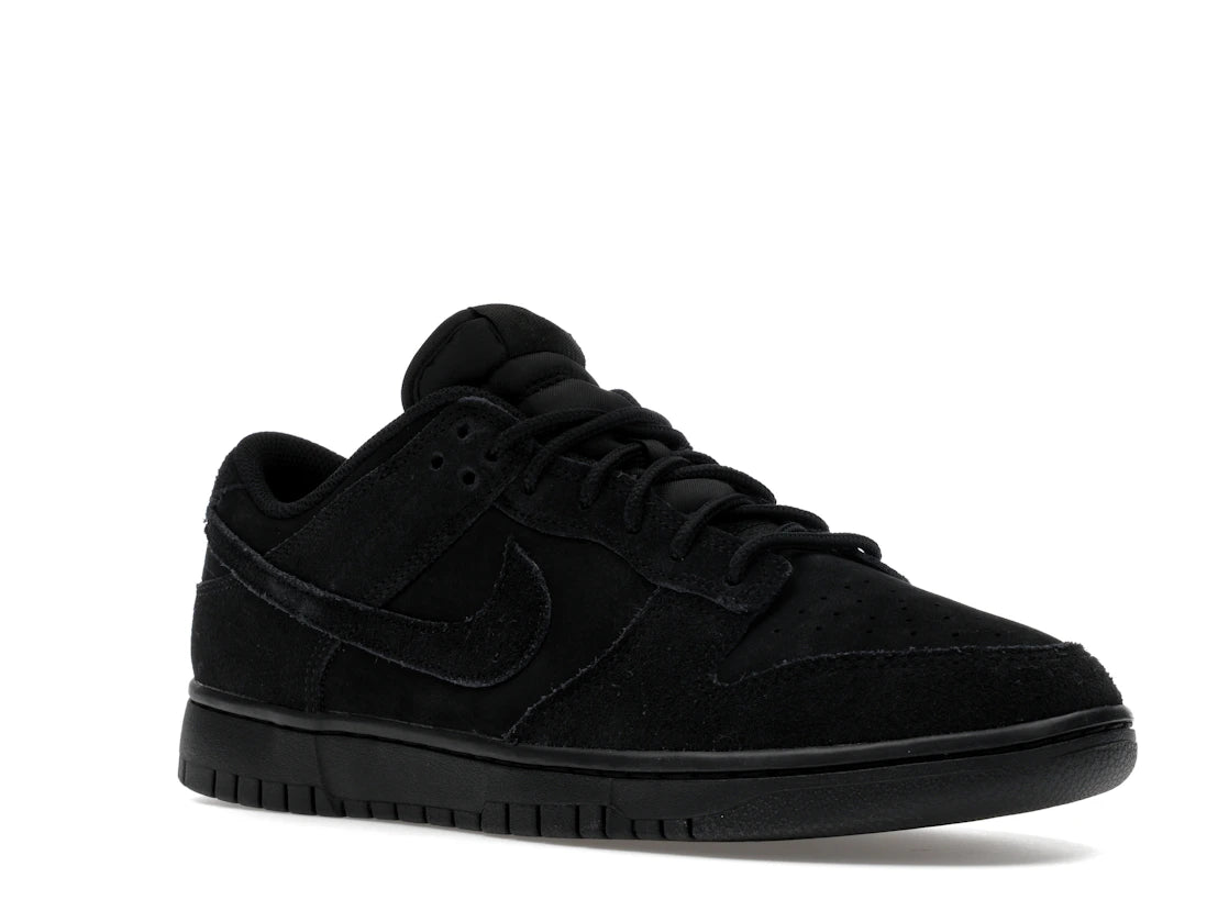 Nike Dunk Low SE Triple Black