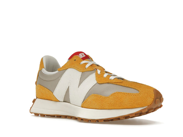 New Balance 327 Varsity Gold Beige