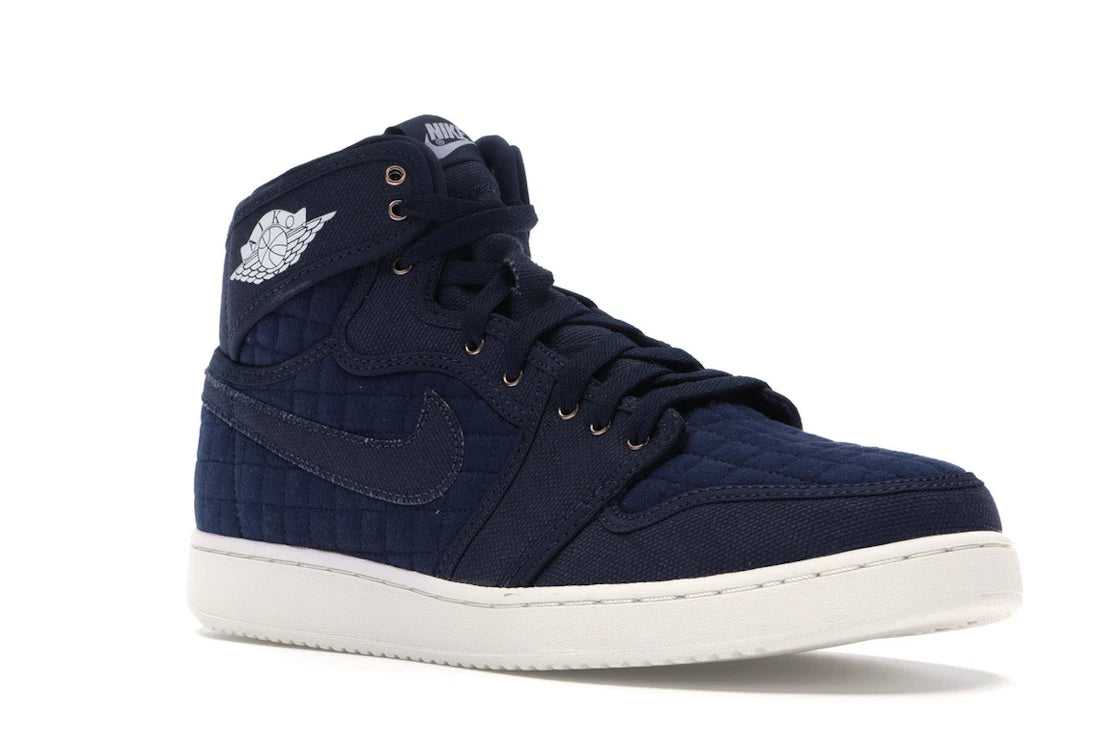 Jordan 1 Retro AJKO Blau Gesteppt - vue secondaire A