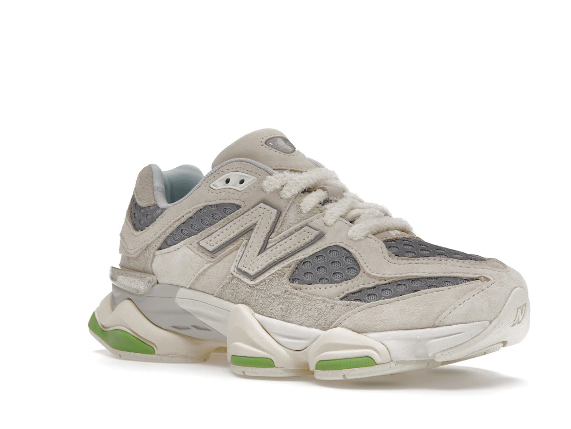 New Balance 9060 Bricks & Wood