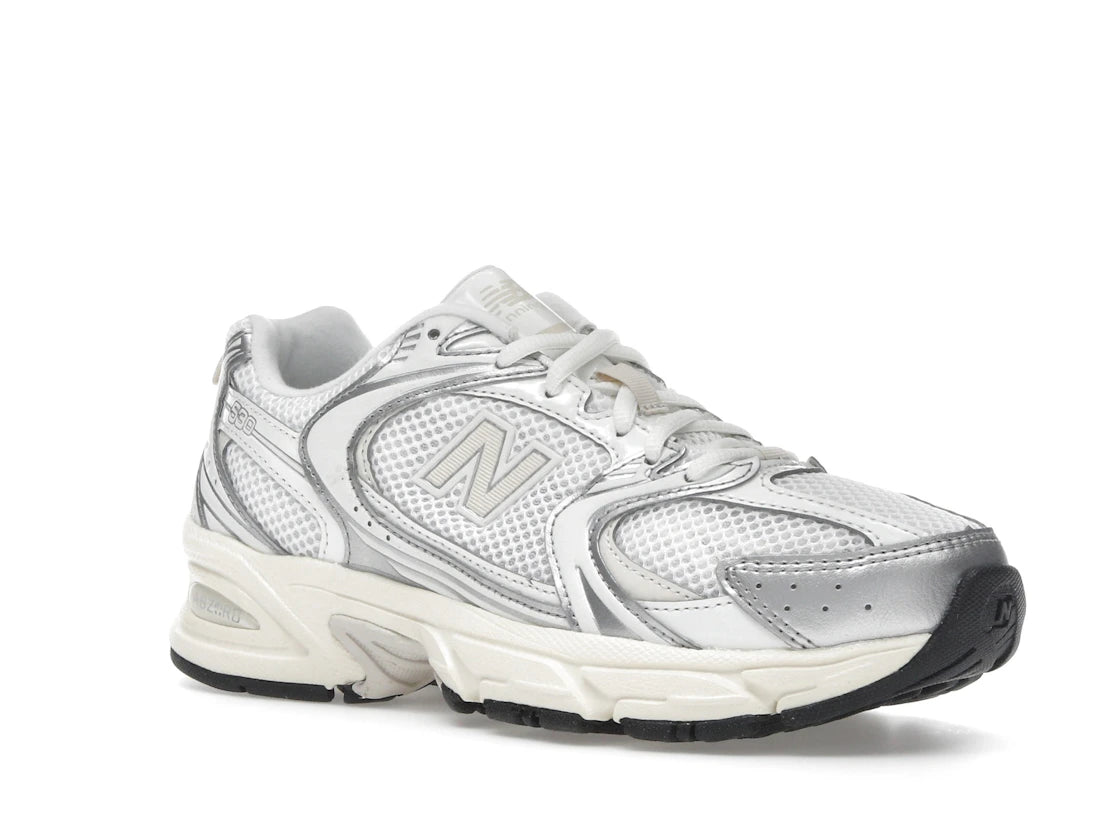 New Balance 530 Silver Metallic Linen