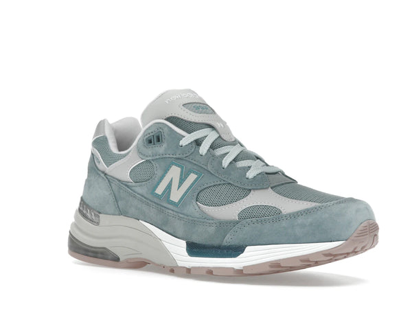 New Balance 992 MiUSA Kith Osaka Pack
