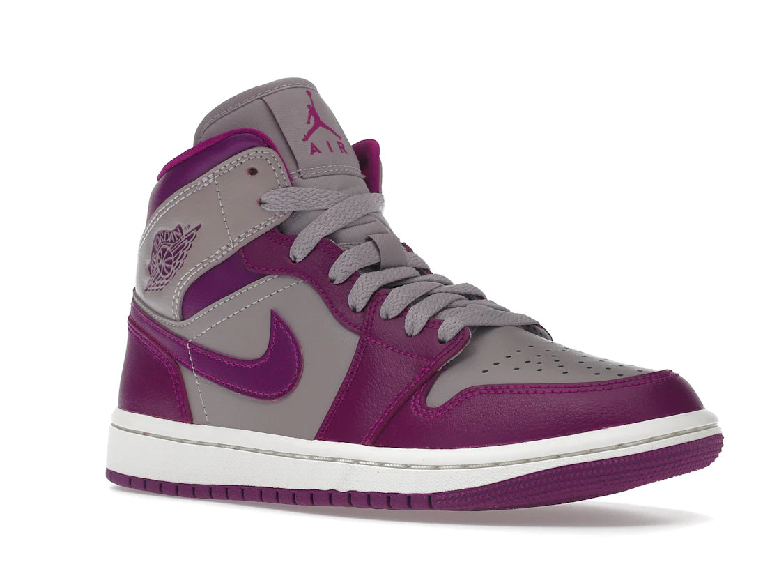Jordan 1 Mid Magenta (2022) (Women's)