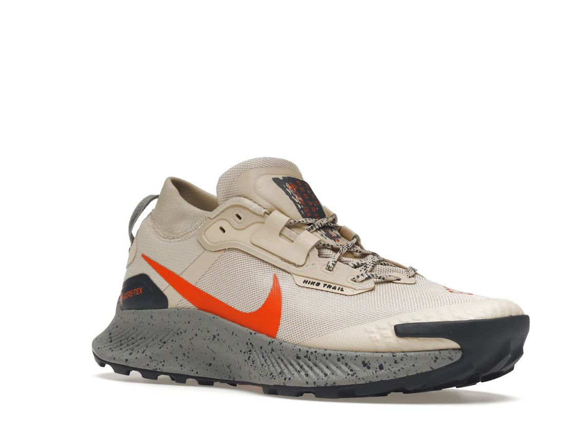 Nike Pegasus Trail 3 Gore-Tex Rattan Campfire Orange