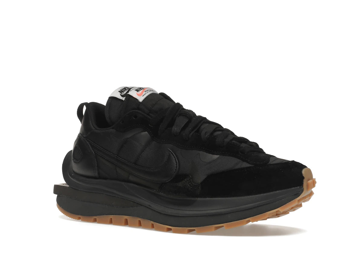 Nike Vaporwaffle sacai Black Gum