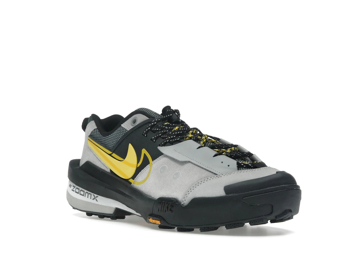 Nike Zegamadome SP sacai Matt Silber Gelb - vue secondaire A