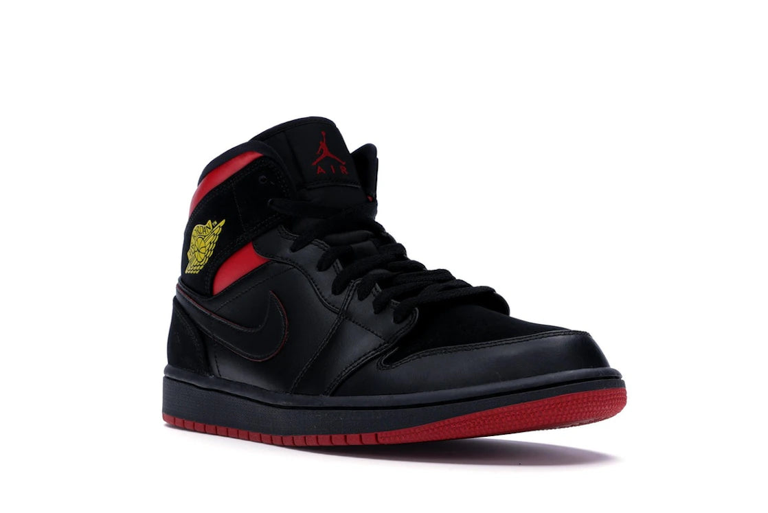 Jordan 1 Mid Last Shot - vue secondaire A