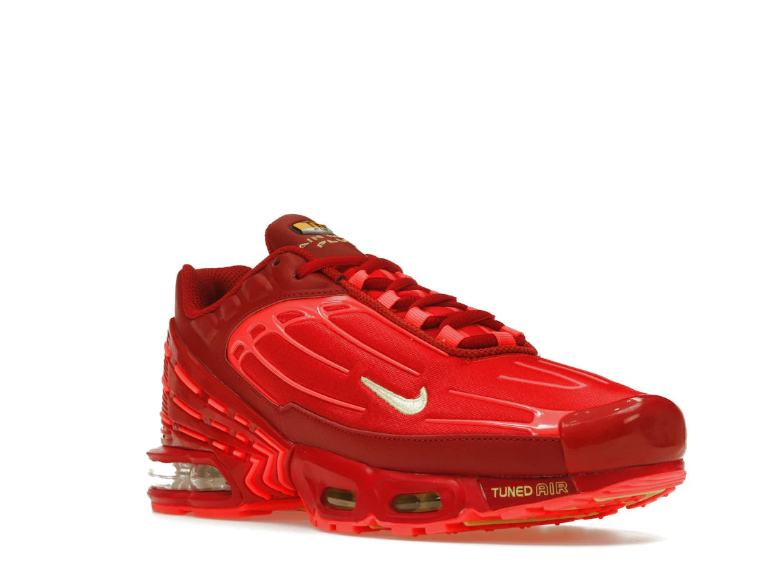 Nike Air Max Plus 3 Iron Man - vue secondaire A