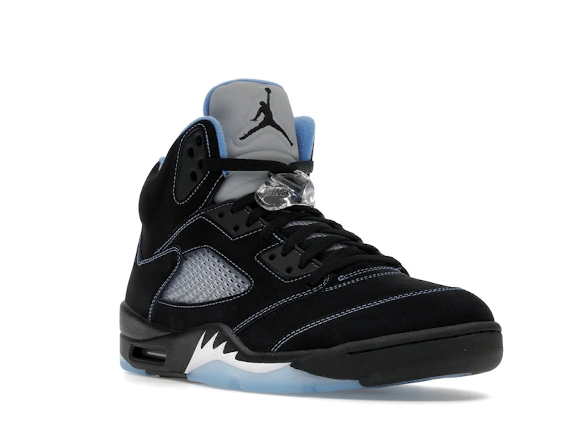 Jordan 5 Retro Black University Blue (2026) - vue secondaire A