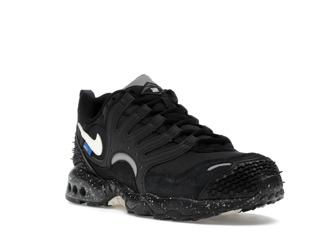 Nike Air Terra Humara Undefeated Black - vue secondaire A