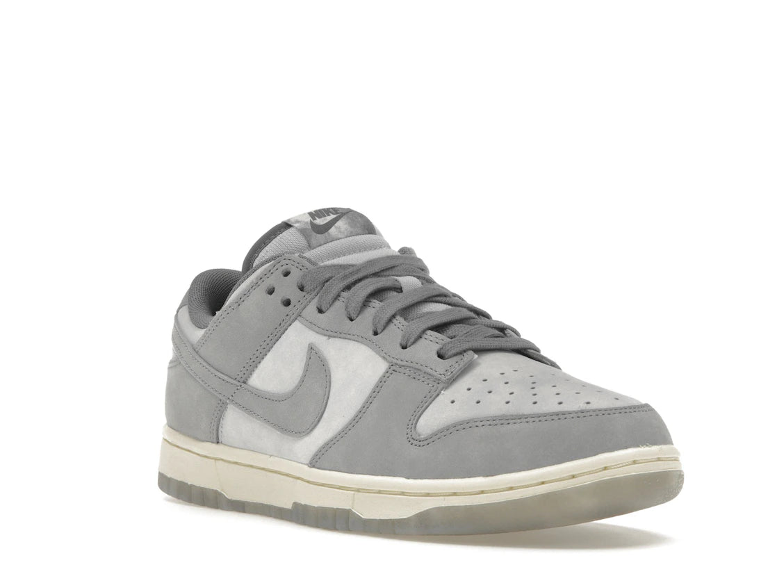 Nike Dunk Low Cool Grey Football Grey (Women's) - vue secondaire A