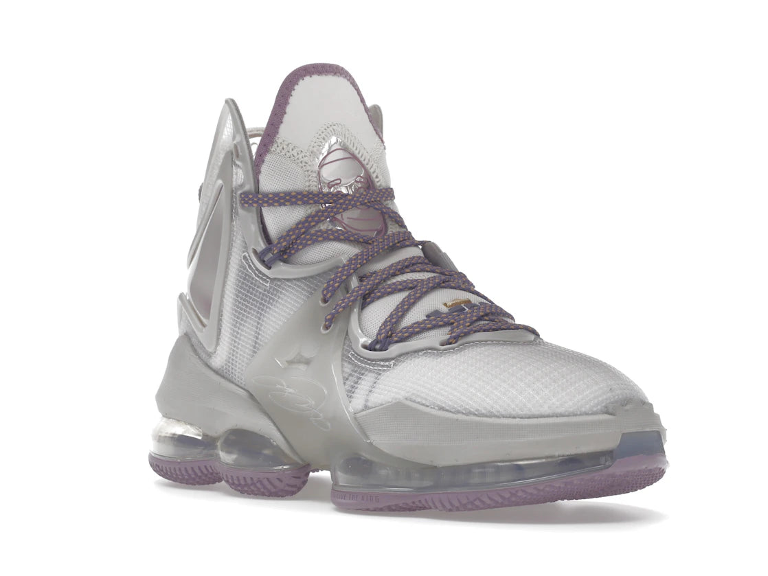 Nike LeBron 19 Strive For Greatness - vue secondaire A