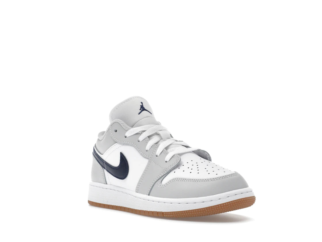 Jordan 1 Low White Neutral Grey Gum Midnight Navy (GS) - vue secondaire A