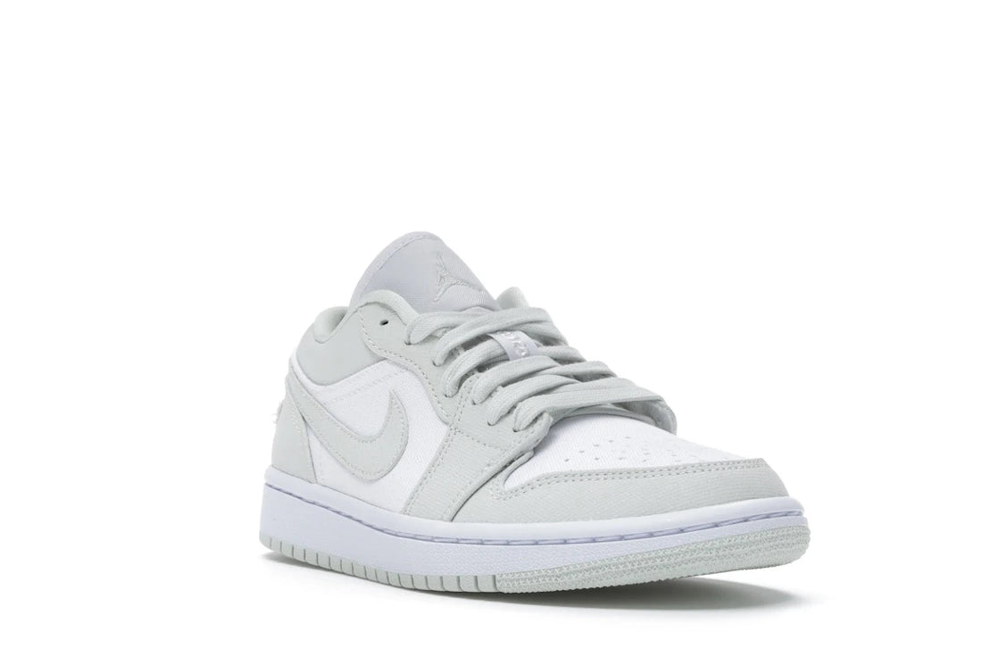 Jordan 1 Low Spruce Aura (Women's) - vue secondaire A