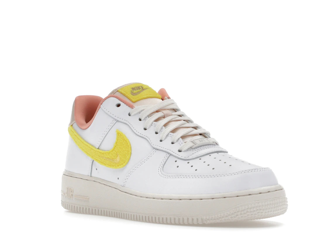 Nike Air Force 1 Low '07 LX Mini Mama (Women's) - vue secondaire A