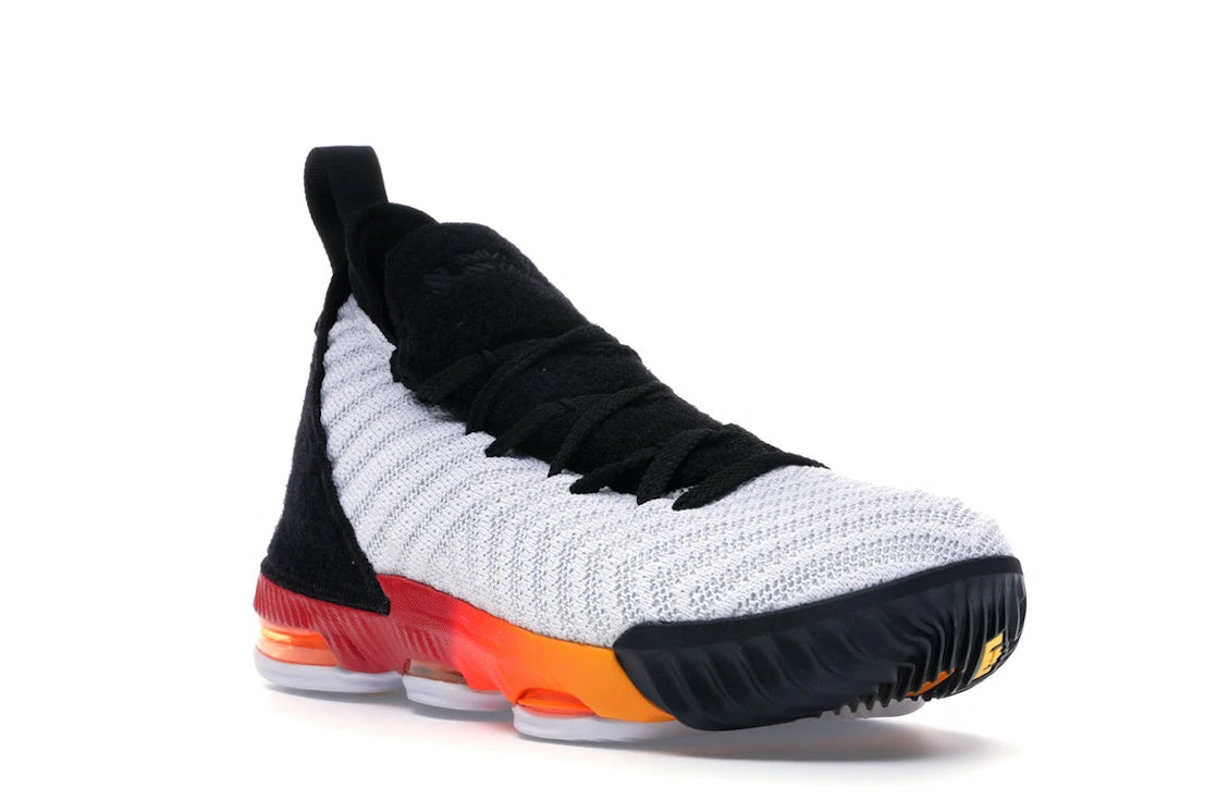 Nike LeBron 16 Strive (GS) - vue secondaire A