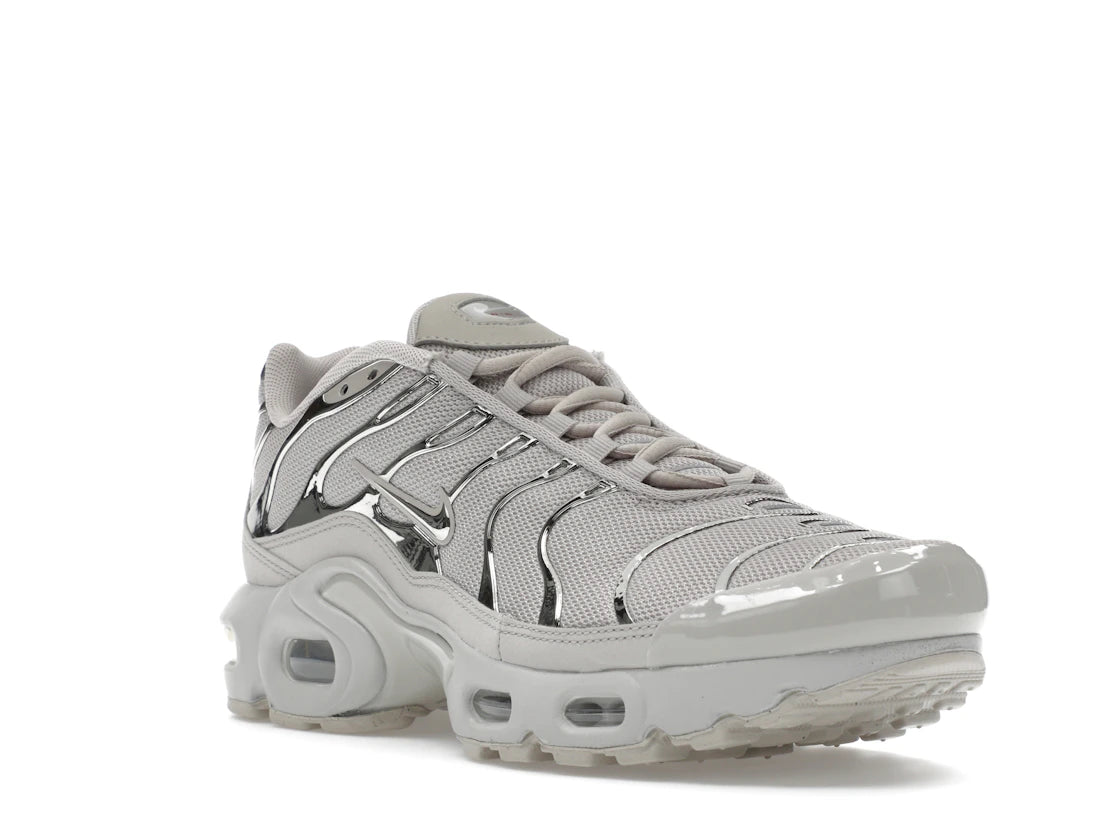 Nike Air Max Plus Light Iron Ore Gym Red Smoke Grey Metallic Silver (GS) - vue secondaire A