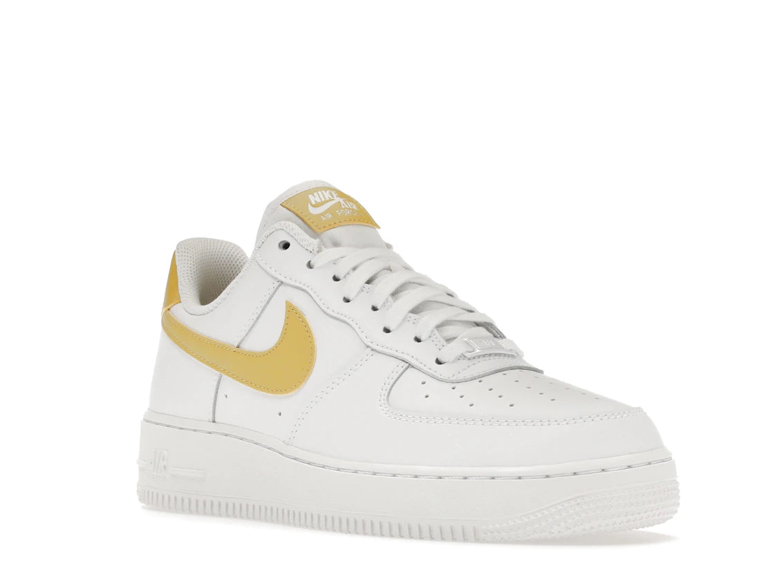 Nike Air Force 1 '07 White Saturn Gold White White (Women's) - vue secondaire A