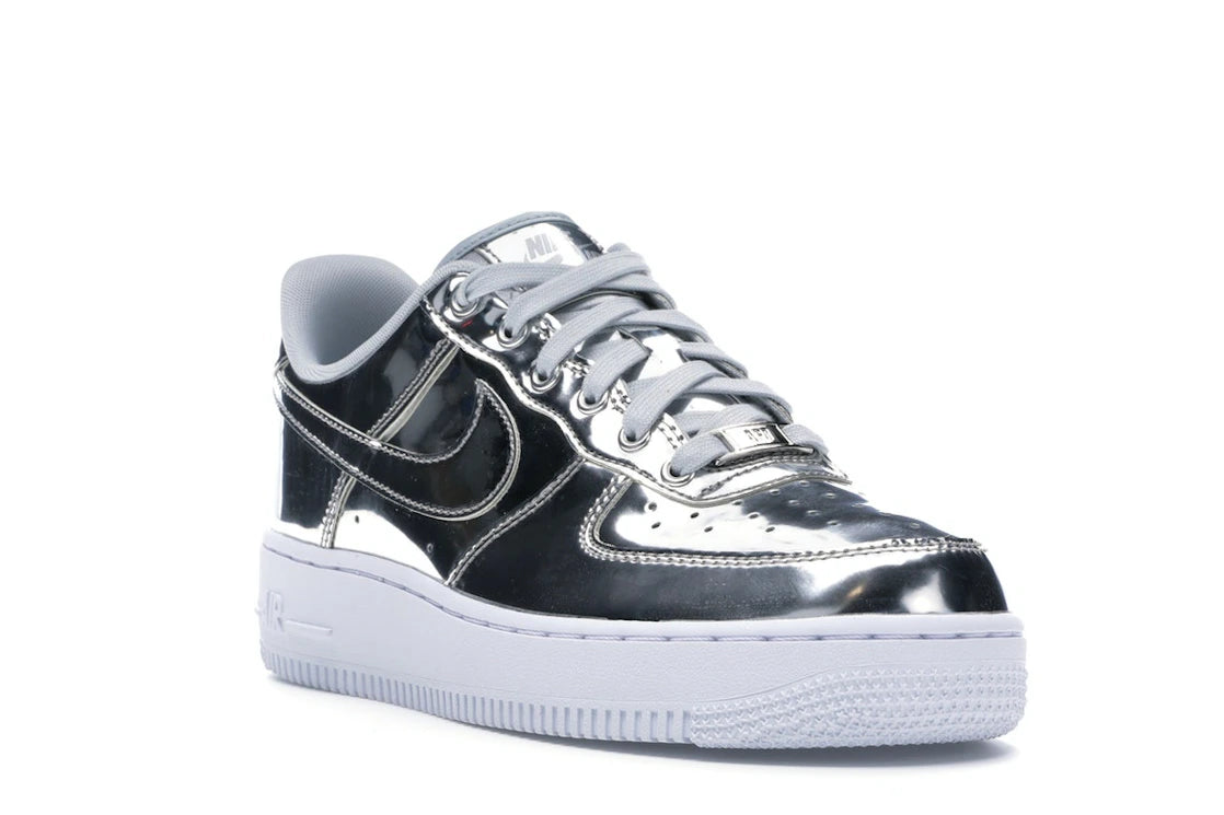 Nike Air Force 1 Low Metallic Chrome (Women's) - vue secondaire A